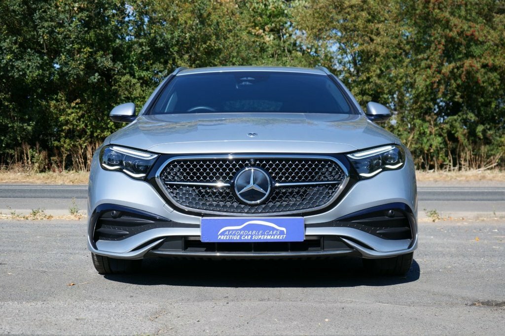Mercedes-Benz E Class 2L Amg Line Silver #4