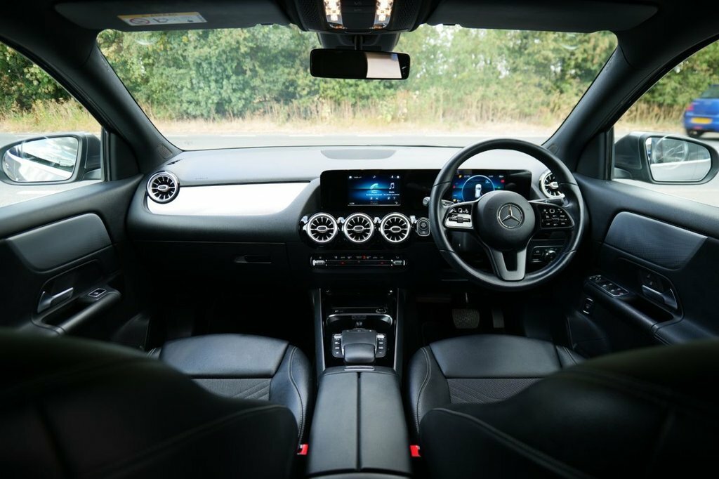 Mercedes-Benz GLA Class Suv Grey #3