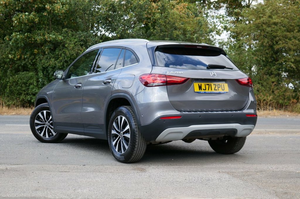 Mercedes-Benz GLA Class Suv Grey #2