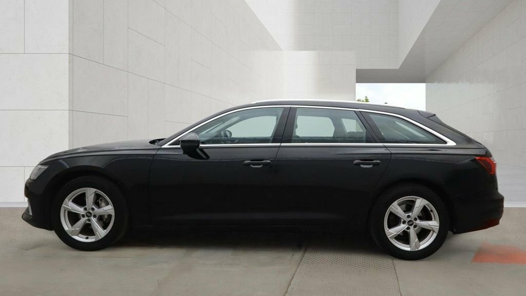Audi A6 Avant 2L Sport Black #6