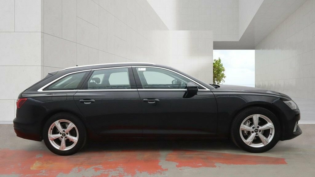 Audi A6 Avant 2L Sport Black #5
