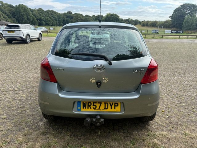 Toyota Yaris 1.3 T3 Hatchback Multimode 136 G Km 85 Silver #5