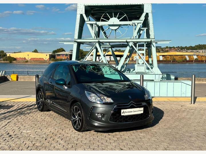 DS DS 3 1.2 Puretech Dstyle Nav Eat6 Euro 6 Grey