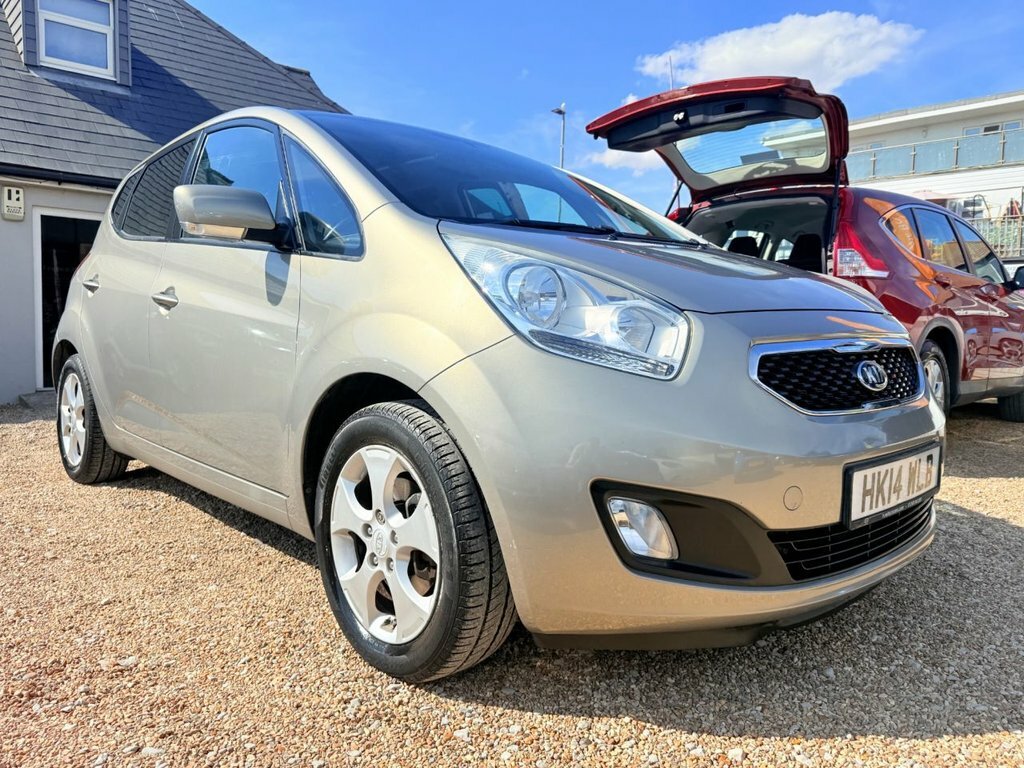 Kia Venga 1.6L 3 Silver #6