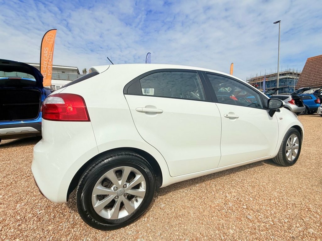 Kia RIO 1.3L Vr7 CN64UYH White #3