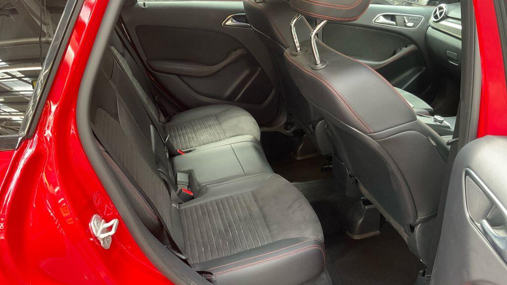 Mercedes-Benz B Class 1.5 B180d Se 7G-dct Euro 6 Ss Black #9