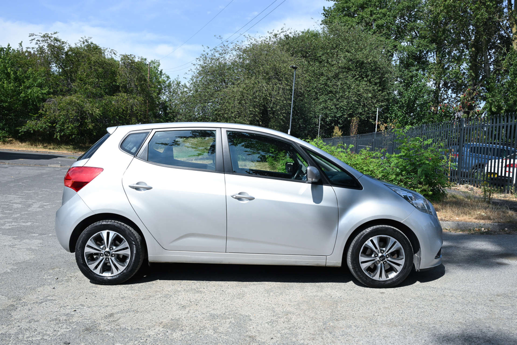 Kia Venga 2 Isg #2