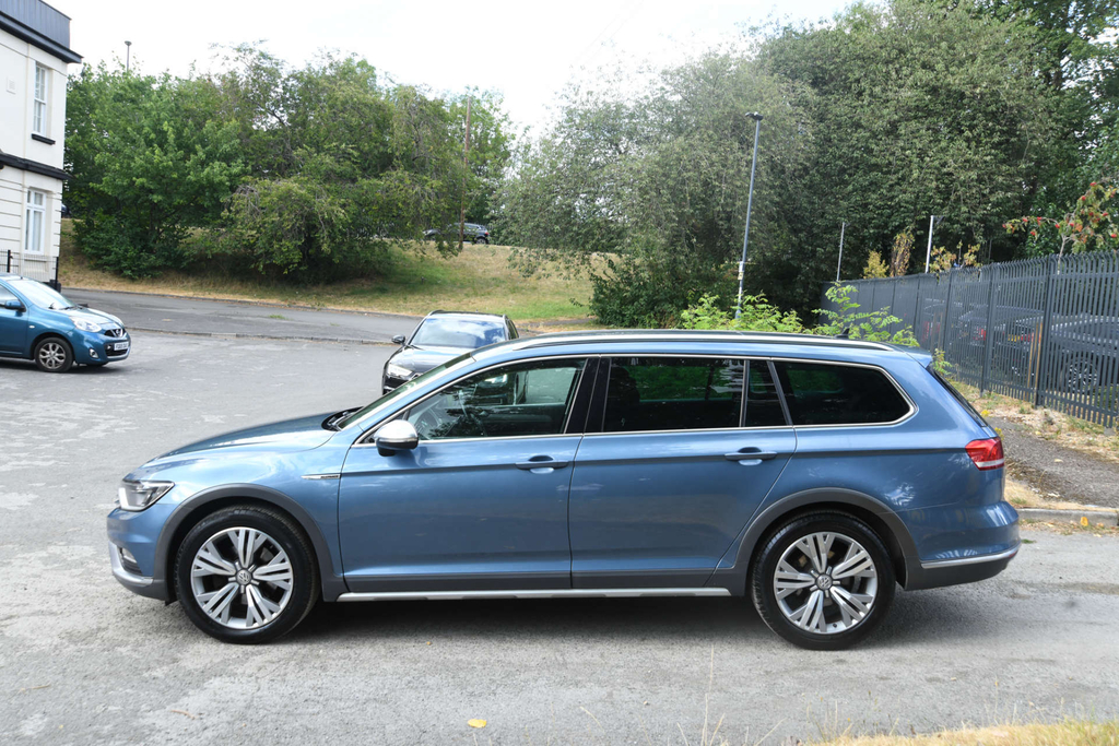 Volkswagen Passat Alltrack Alltrack Tdi Bluemotion Technology 4Motion Semi-au  #4