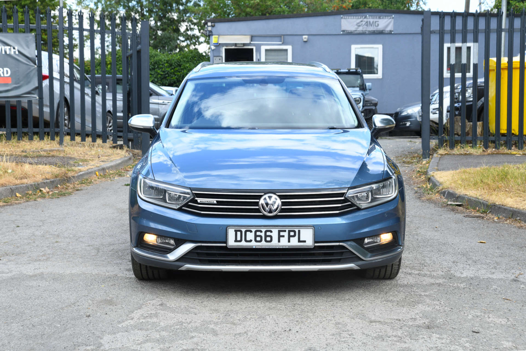 Volkswagen Passat Alltrack Alltrack Tdi Bluemotion Technology 4Motion Semi-au  #2