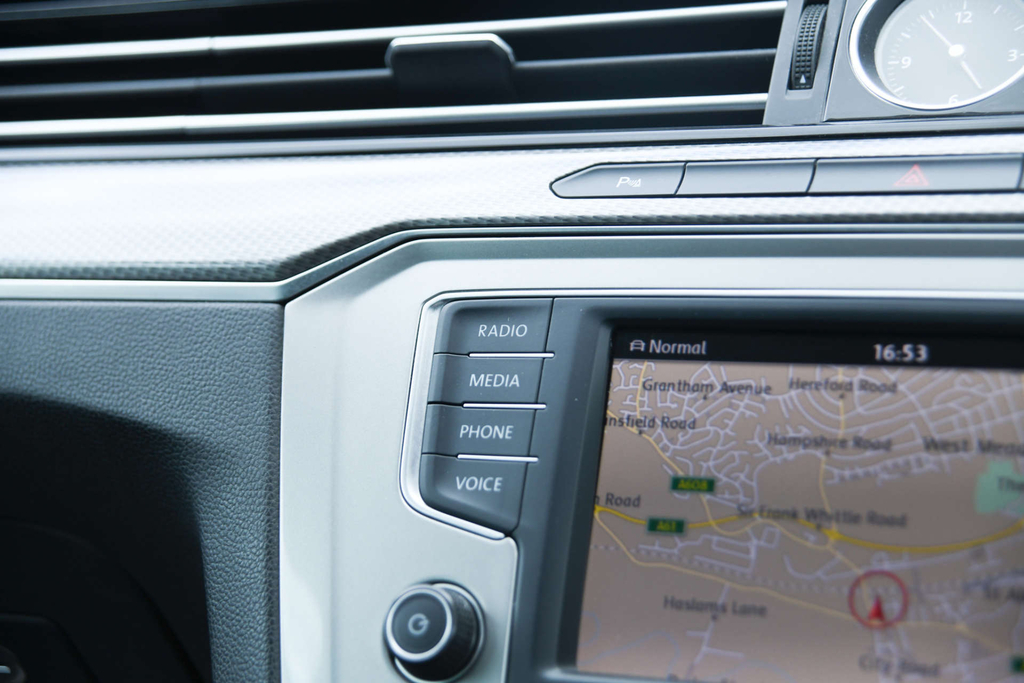 Volkswagen Passat Alltrack Alltrack Tdi Bluemotion Tech 4Motion Silver #16