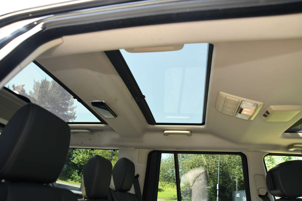 Land Rover Discovery Hse Luxury Sdv6 4Wd #5