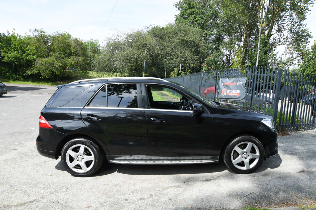 Mercedes-Benz M Class Amg Sport Bluetec 4Wd  #5