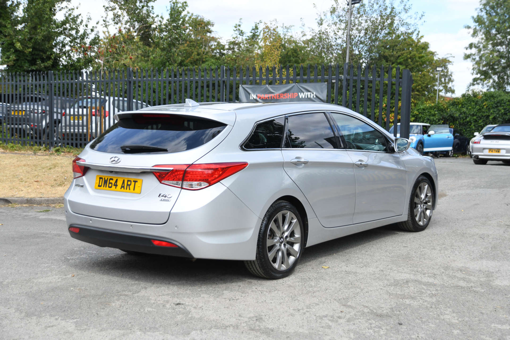 Hyundai I40 1.7 Crdi Blue Drive Se Nav Euro 6 Ss Black #7