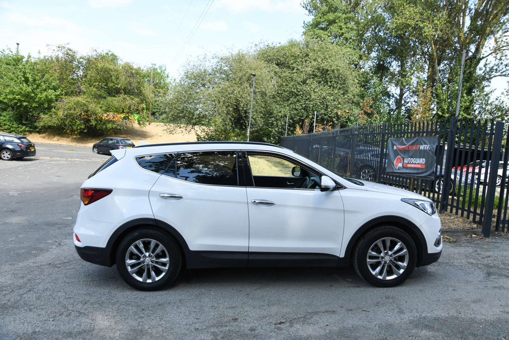 Hyundai Santa Fe Premium Blue Drive Crdi 4Wd White #5