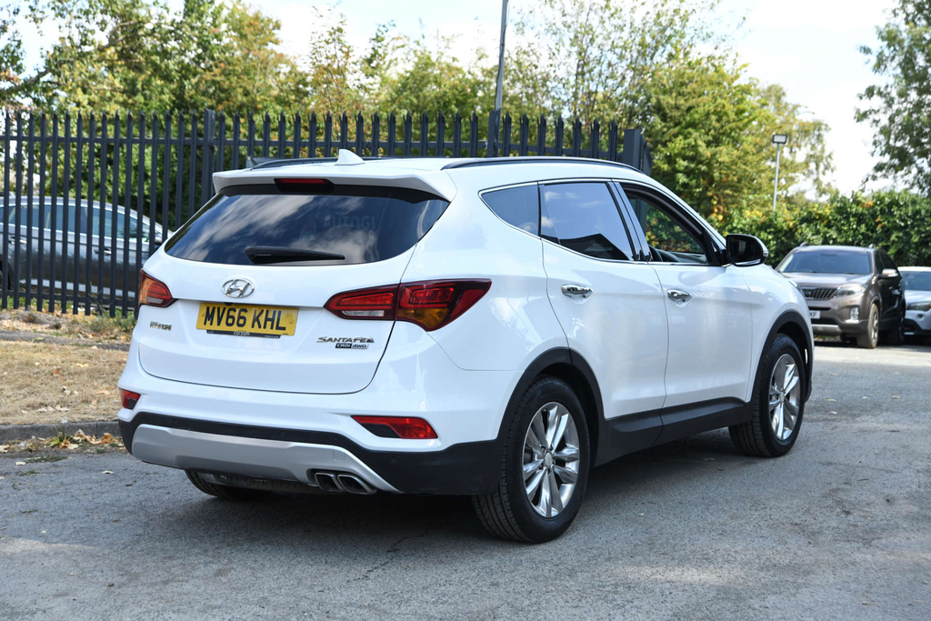 Hyundai Santa Fe Premium Blue Drive Crdi 4Wd White #6