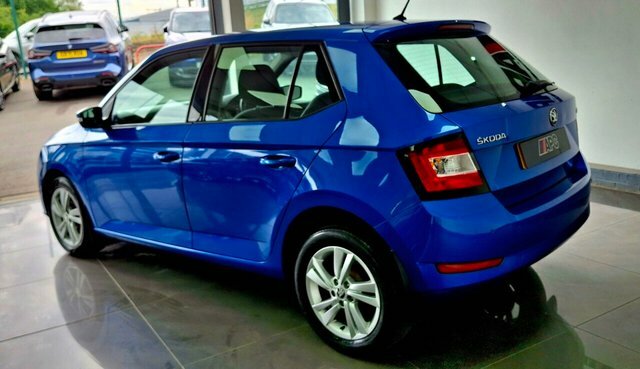 Skoda Fabia 2019 1.0 Se Hatchback Euro 6 S Blue #3