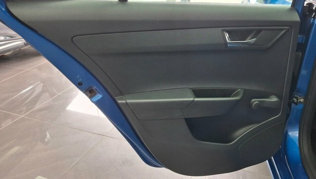 Skoda Fabia 1.0 Tsi Colour Edition Hatchback Blue #40