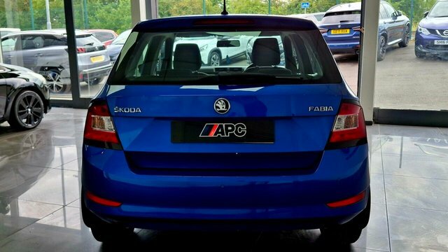 Skoda Fabia 2019 1.0 Se Hatchback Euro 6 S Blue #4
