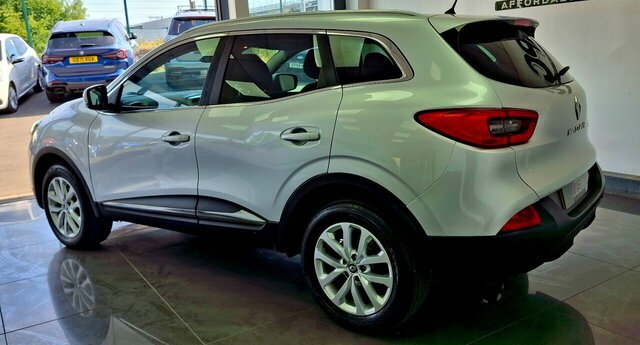 Renault Kadjar 2017 1.5 Dci Dynamique Nav Suv E Silver #3