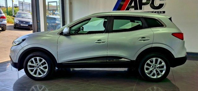Renault Kadjar 2017 1.5 Dci Dynamique Nav Suv E Silver #2