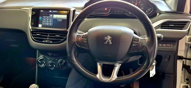 Peugeot 208 1.6 Thp Gti Euro 6 Ss Black #20