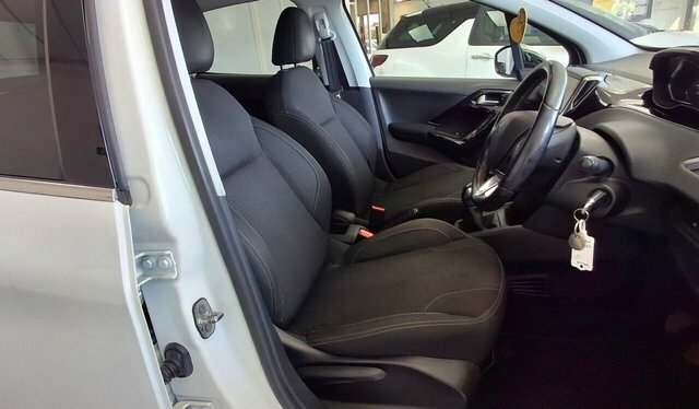Peugeot 208 1.6 Thp Gti Euro 6 Ss Black #14