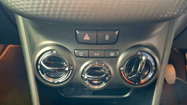 Peugeot 208 1.6 Thp Gti Euro 6 Ss Black #23