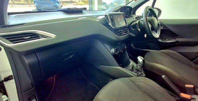 Peugeot 208 1.6 Thp Gti Euro 6 Ss Black #41
