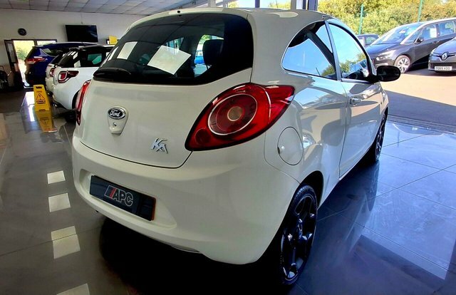 Ford KA 2015 1.2 Zetec White Edition Hatchback White #5