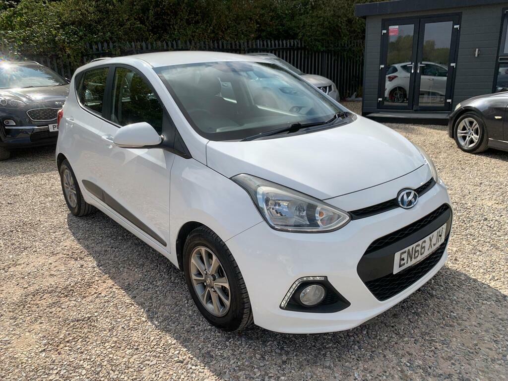 Hyundai I10 1.2 Se Grey 1 Former Keeper Low Tax Grey #11