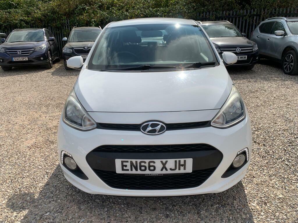 Hyundai I10 1.2 Se Grey 1 Former Keeper Low Tax Grey #12