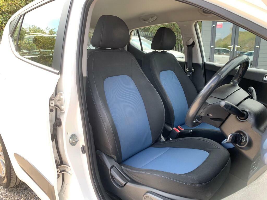Hyundai I10 1.2 Se Grey 1 Former Keeper Low Tax Grey #18