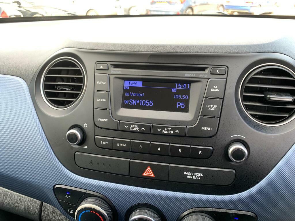 Hyundai I10 1.2 Se Grey 1 Former Keeper Low Tax Grey #24