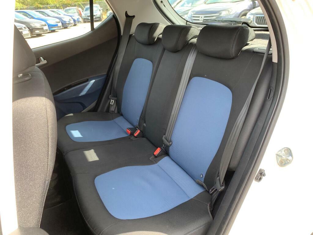 Hyundai I10 1.2 Se Grey 1 Former Keeper Low Tax Grey #37