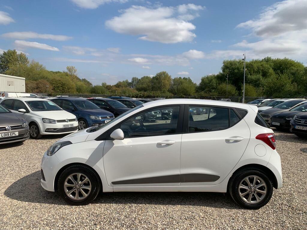 Hyundai I10 1.2 Premium Euro 5 White #3