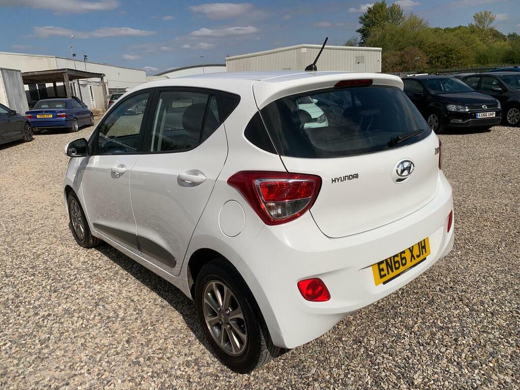 Hyundai I10 1.2 Premium Euro 5 White #4