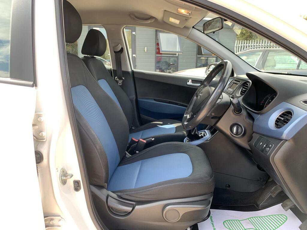 Hyundai I10 1.2 Se Grey 1 Former Keeper Low Tax Grey #17