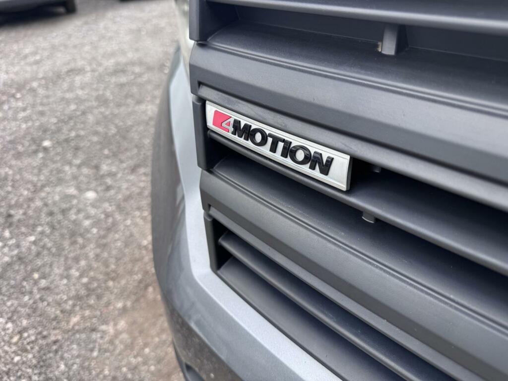 Volkswagen Crafter 2.0 Tdi Cr35 4Motion. Trendline Mwb Van. Mobile Wo Grey #3