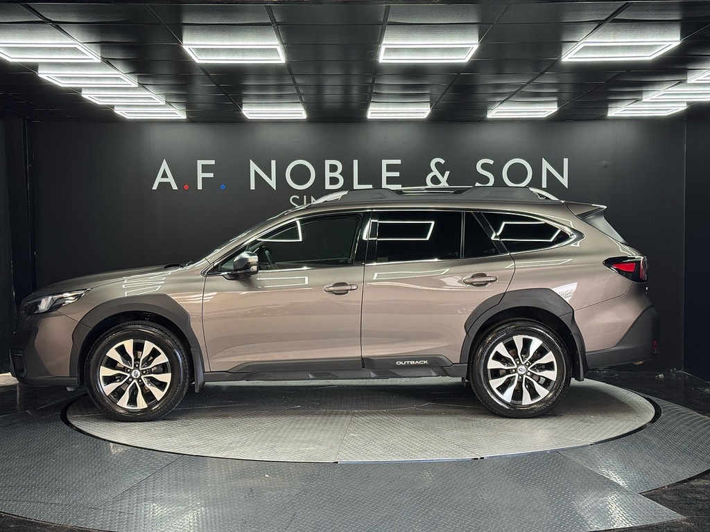Subaru Outback I Touring U1003 Ulez Gold #3