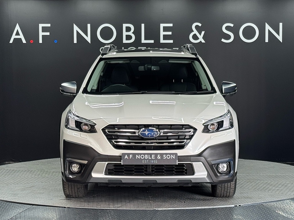 Subaru Outback I Touring U1005 Ulez White #2