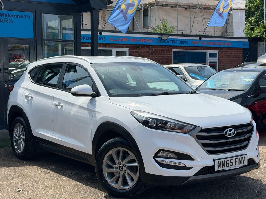 Hyundai Tucson Suv 2.0 Crdi Se Nav 4Wd Euro 6 201565 MM65FNV White