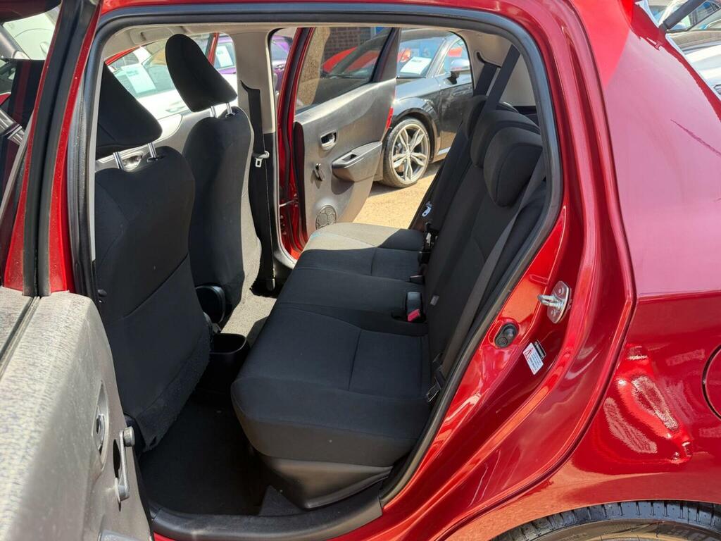 Toyota Yaris Hatchback 1.5 Vvt-h T4 Cvt Euro 5 201313 DF13XGD Red #5