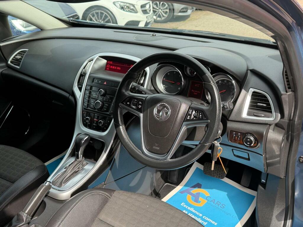 Vauxhall Astra GTC Coupe 2.0 Cdti Sri Euro 5 201313 Blue #3