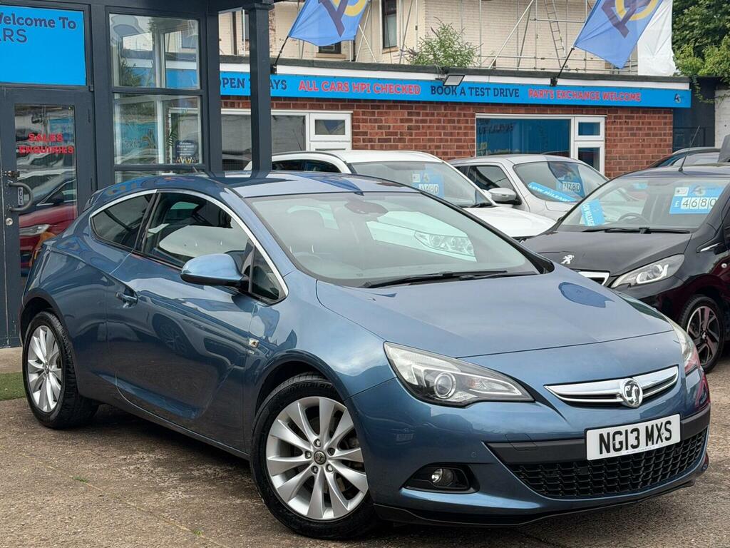 Vauxhall Astra GTC Coupe 2.0 Cdti Sri Euro 5 201313 Blue