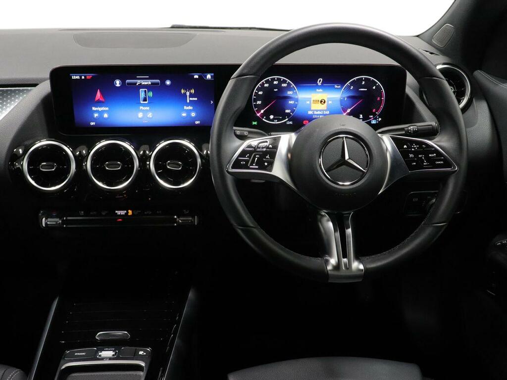 Mercedes-Benz GLA Class 2.0 Gla220d Amg Line Premium Plus Suv #53