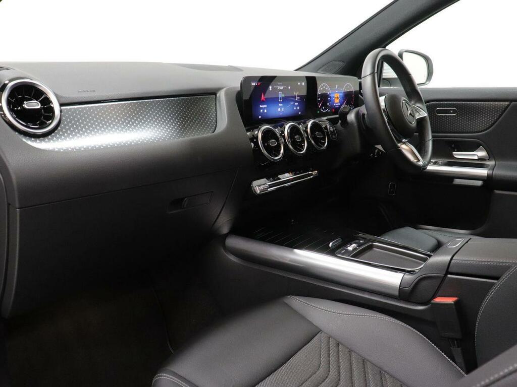 Mercedes-Benz GLA Class 2.0 Gla220d Amg Line Premium Plus Suv #22