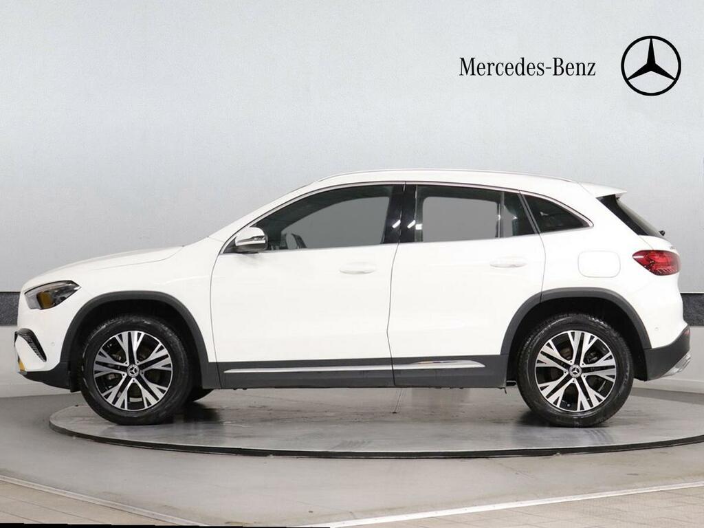 Mercedes-Benz GLA Class 2.0 Gla220d Amg Line Premium Plus Suv #9