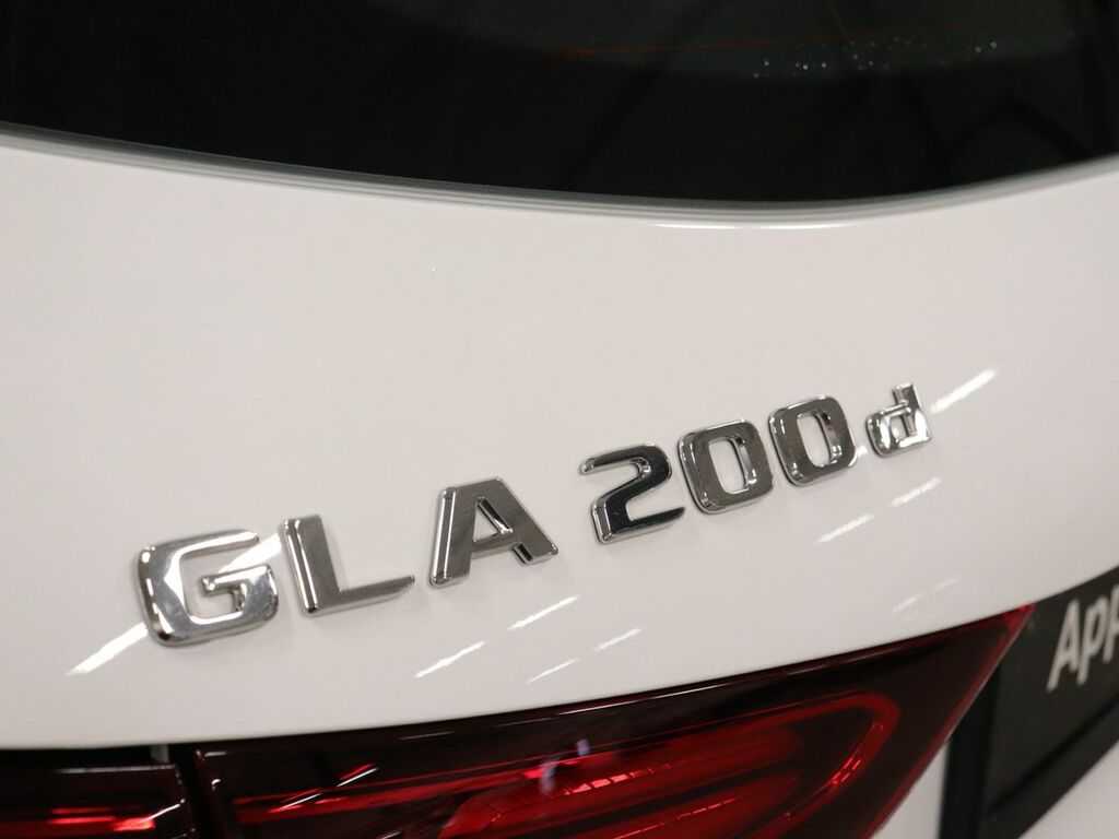Mercedes-Benz GLA Class 2.0 Gla220d Amg Line Premium Plus Suv #77