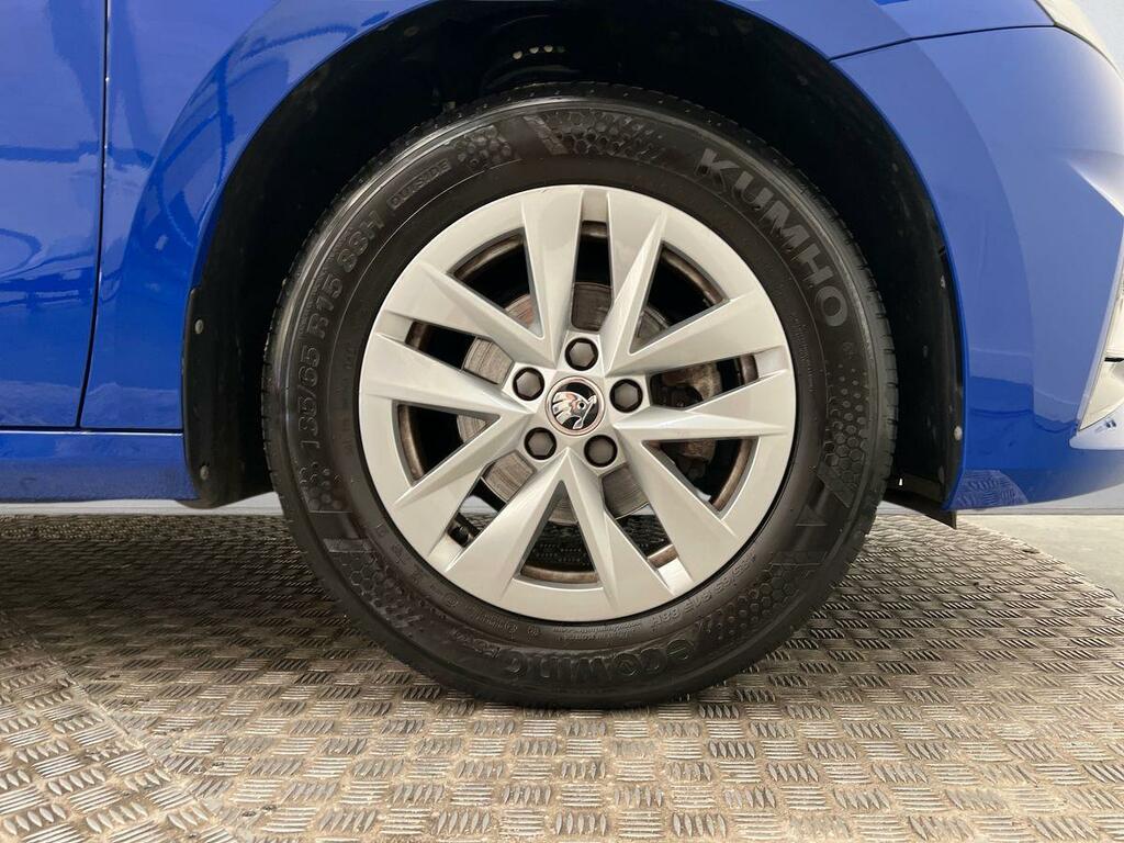 Skoda Fabia 1.0 Mpi 80 Se Comfort Blue #5