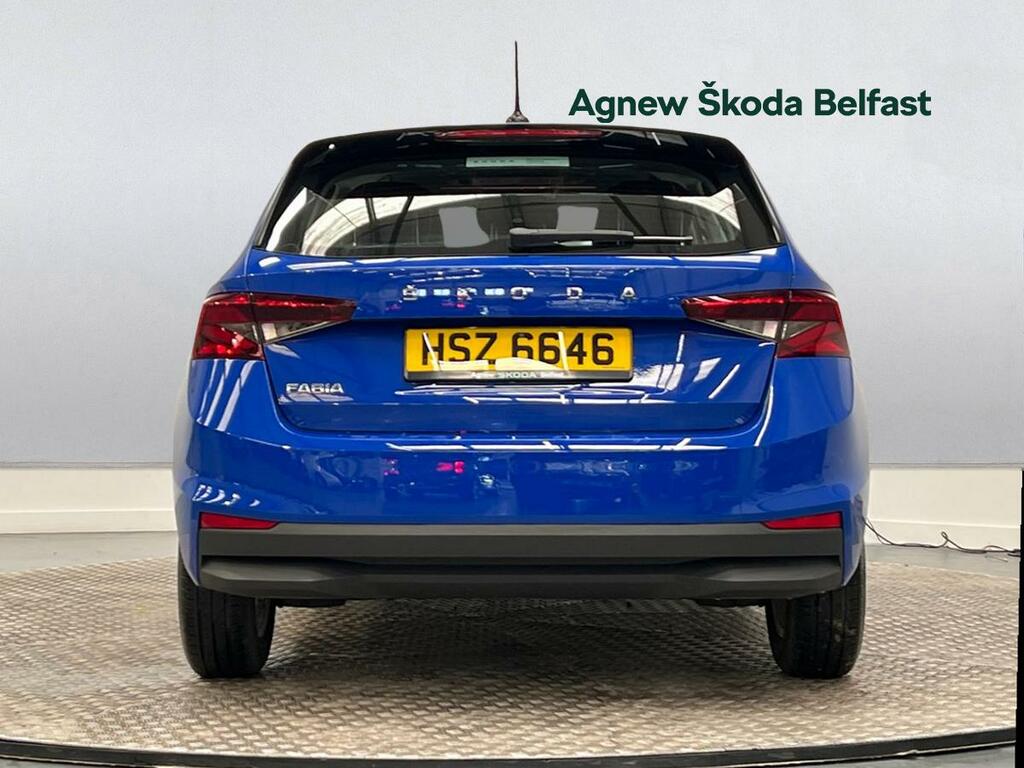 Skoda Fabia 1.0 Mpi 80 Se Comfort Blue #12